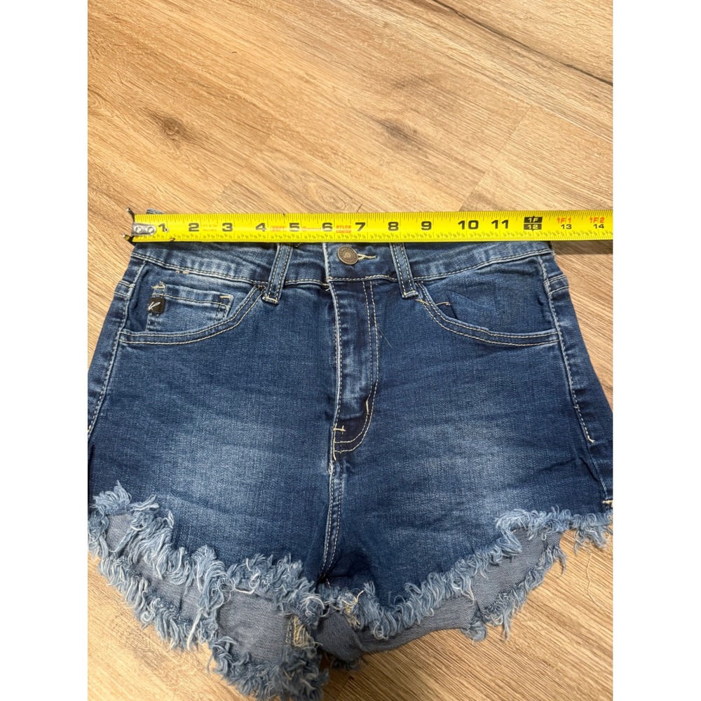 KanCan High Rise Distressed Denim Shorts Dark Wash Raw Fringe Hem Size 5 26 - Picture 4 of 5